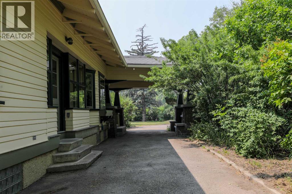 302 King Street Property Photo 11