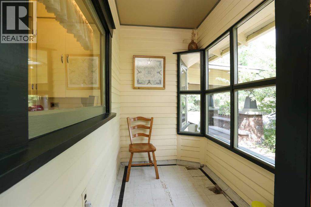 302 King Street Property Photo 14