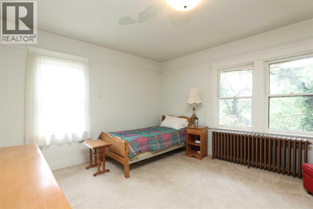 302 King Street Property Photo 42