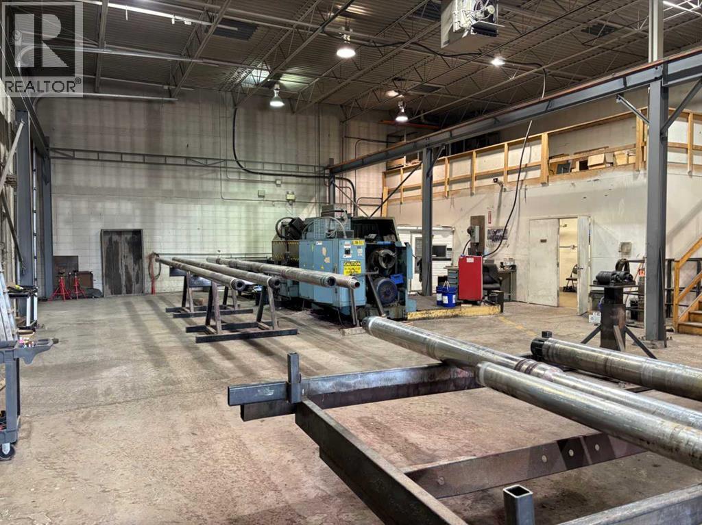 4452 64 Avenue Property Photo 9