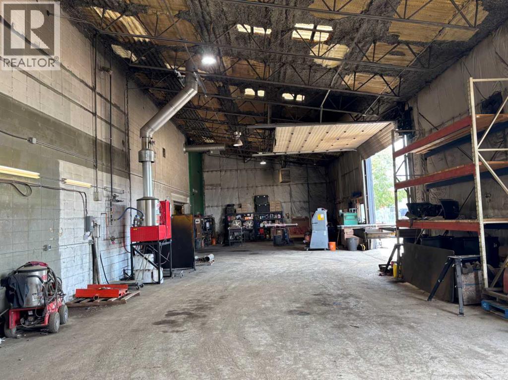 4452 64 Avenue Property Photo 12