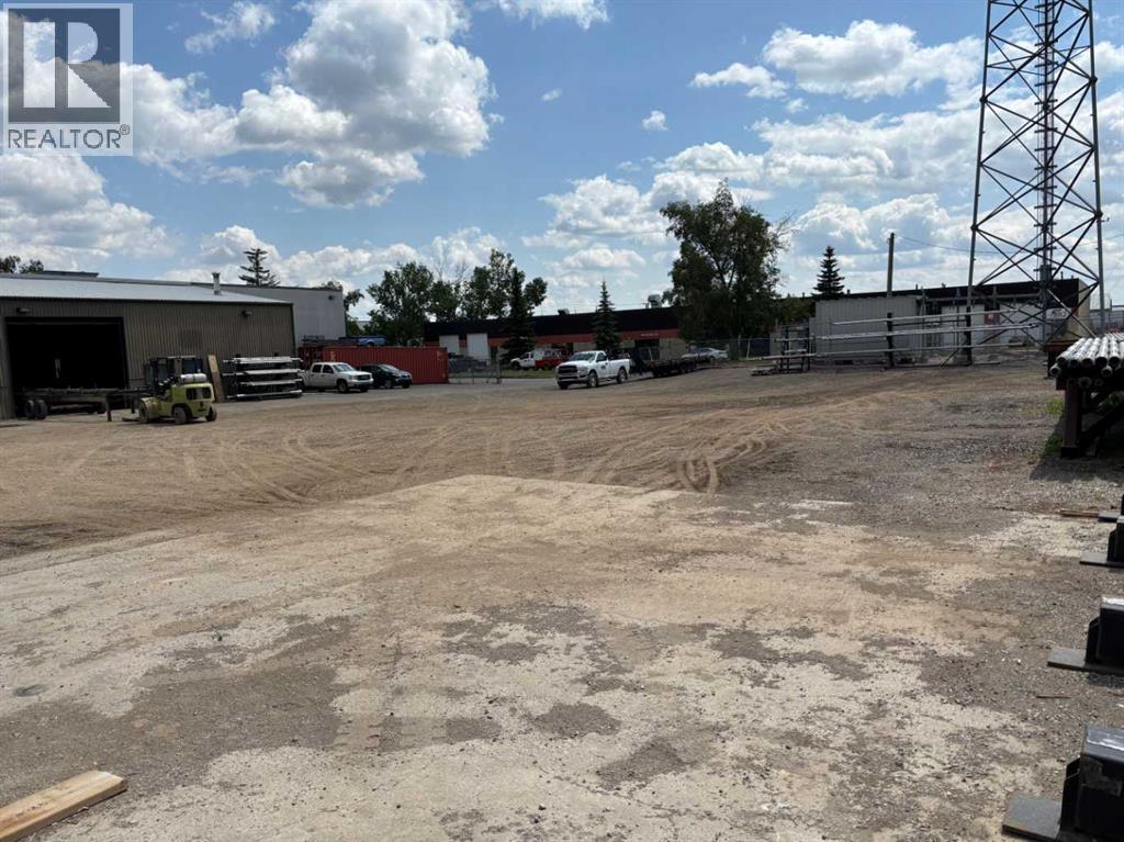 4452 64 Avenue Property Photo 26