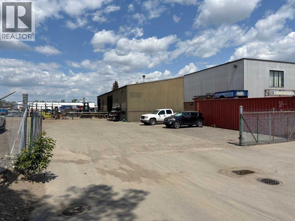 4452 64 Avenue Property Photo 31