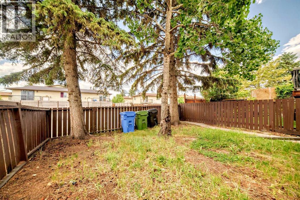 B, 1415 44 Street Se Property Photo 10