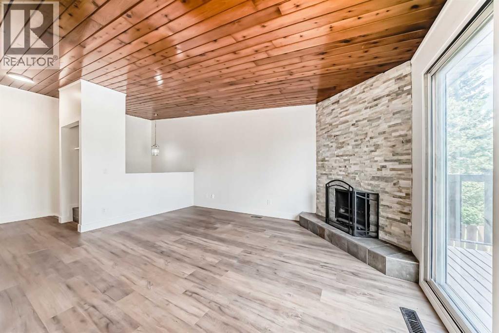 B, 1415 44 Street Se Property Photo 29