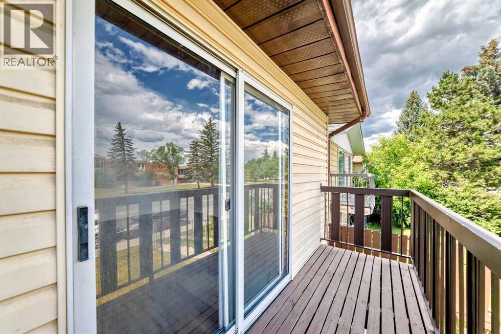 B, 1415 44 Street Se Property Photo 35