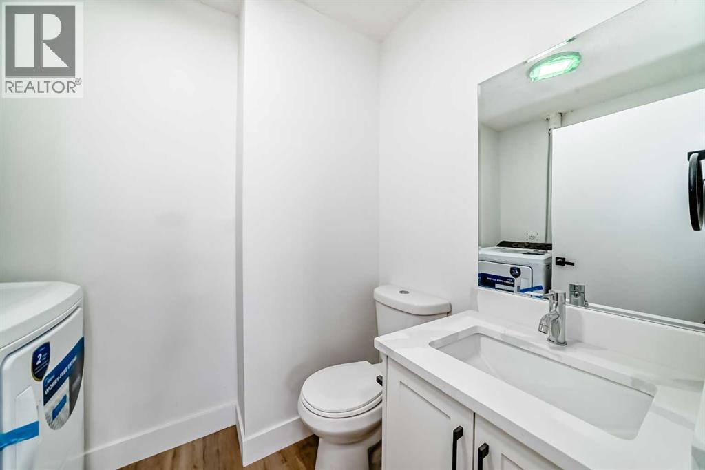 B, 1415 44 Street Se Property Photo 45