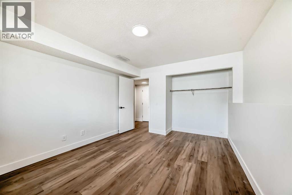 B, 1415 44 Street Se Property Photo 47