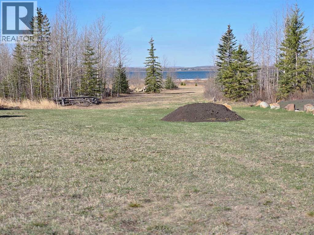 681 Springside Crescent Property Photo 3