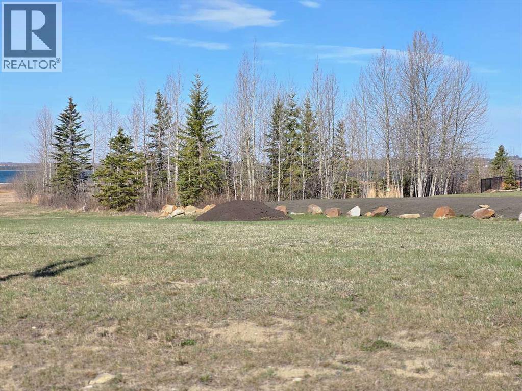 681 Springside Crescent Property Photo 5