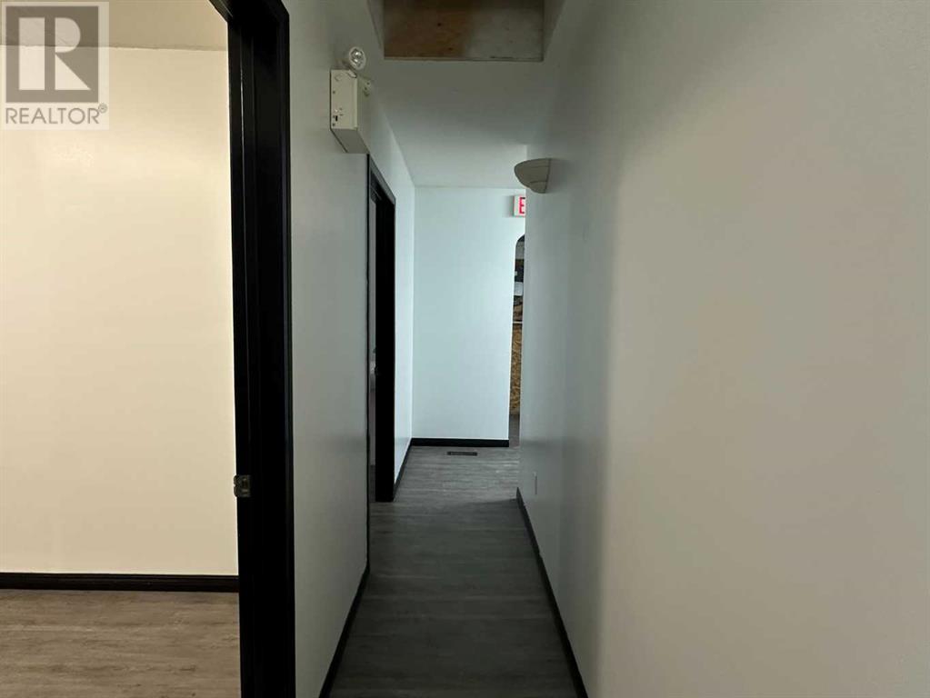5104 49 Avenue Property Photo 18