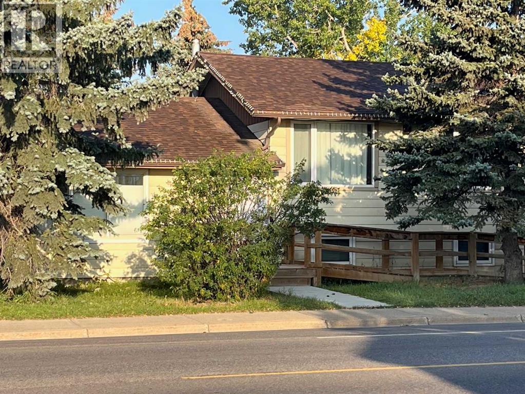 142 1 Avenue W Property Photo 9