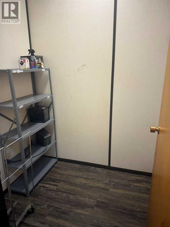 5010 54 Avenue Property Photo 23