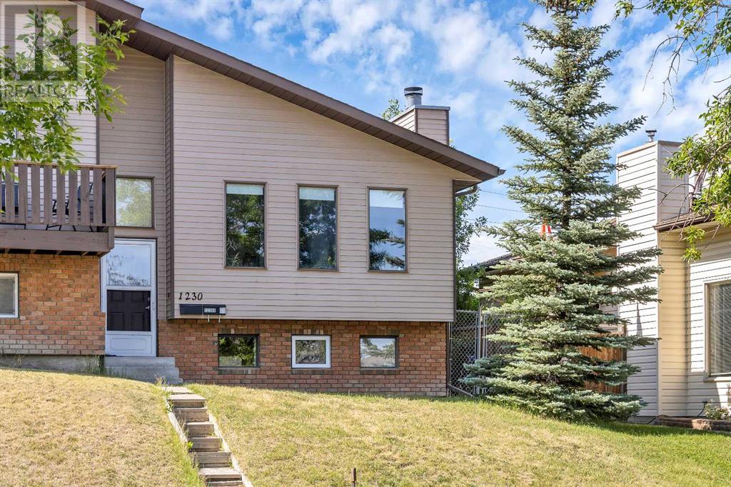 1230 Berkley Drive Nw Property Photo 1