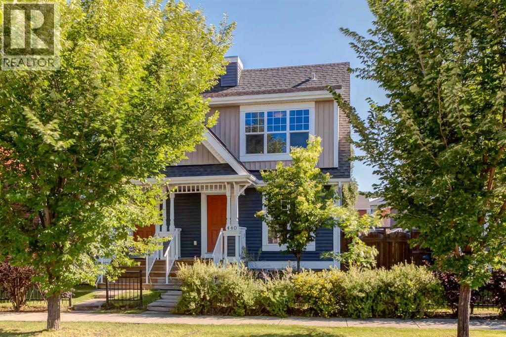 440 Auburn Bay Avenue Se Property Photo 1