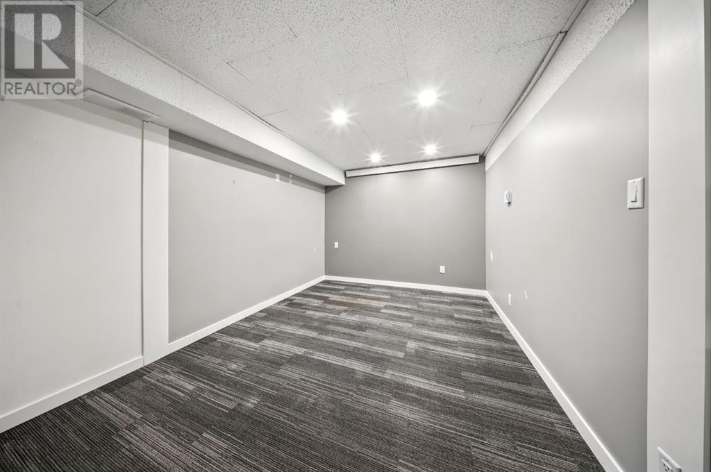4419 55 Street Property Photo 20