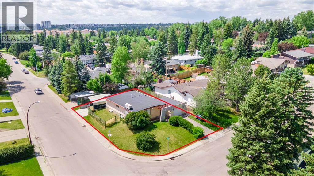 703 130 Avenue Sw Property Photo 1