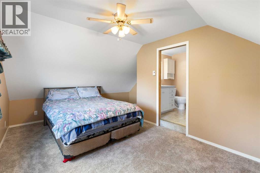 328 6 Avenue N Property Photo 28