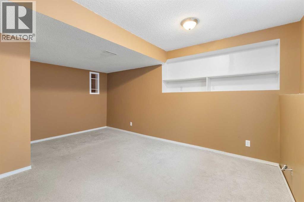 328 6 Avenue N Property Photo 33