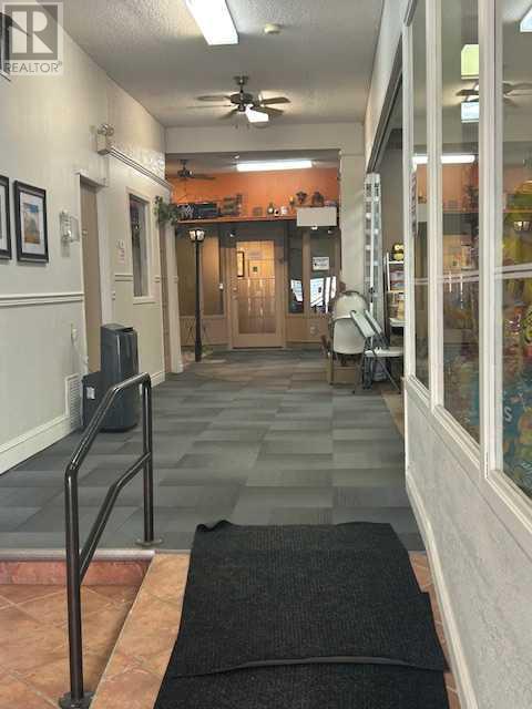 102, 5224 48 Avenue Property Photo 5