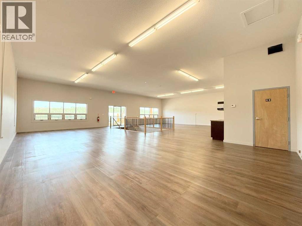 5302 50 Avenue Property Photo 11