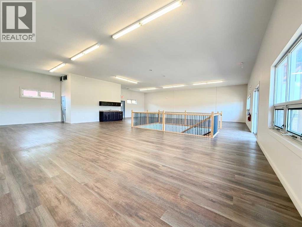 5302 50 Avenue Property Photo 12