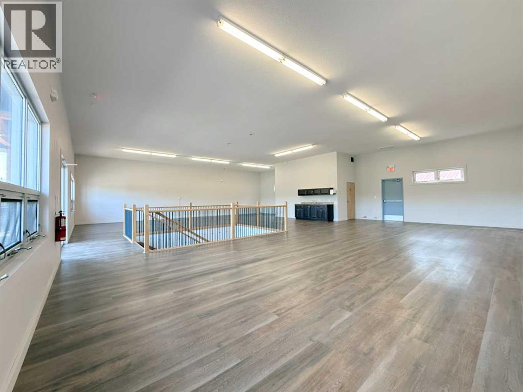 5302 50 Avenue Property Photo 13