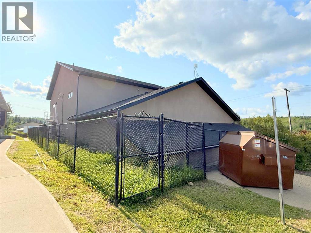 5302 50 Avenue Property Photo 22