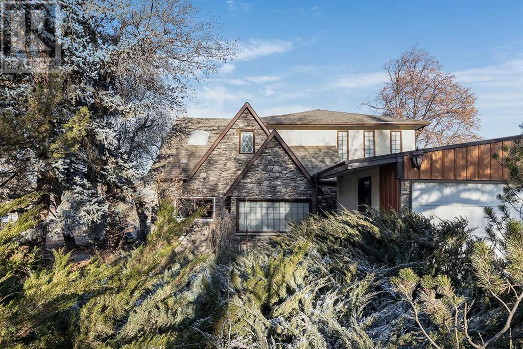 176 1 Street SW Property Photo 1