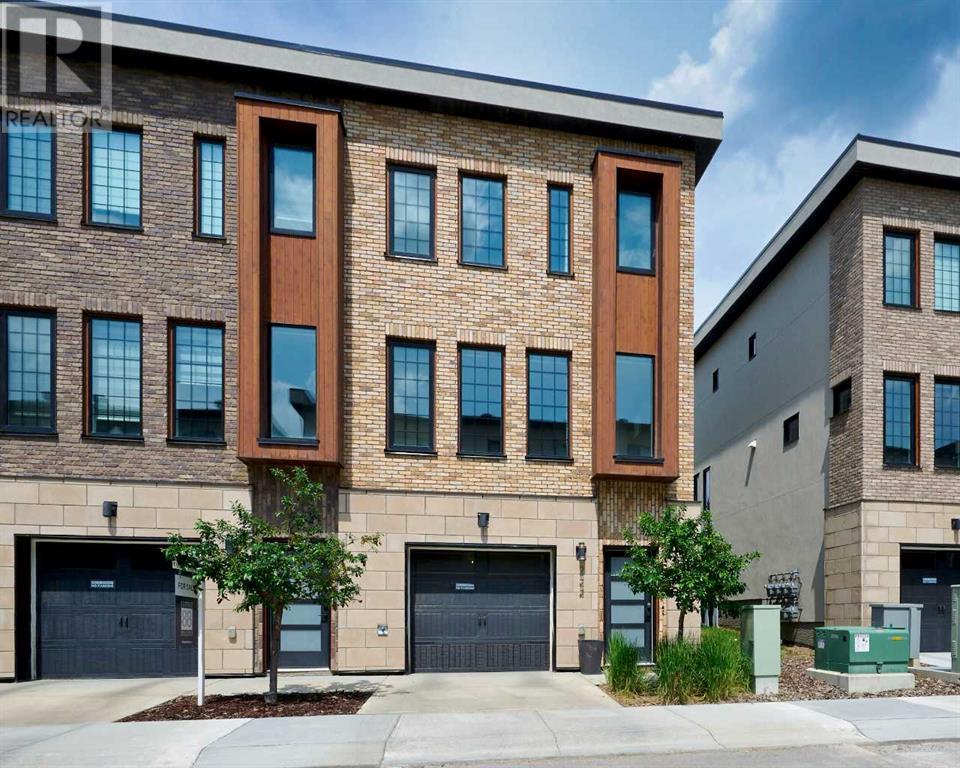 222, 81 Greenbriar Place Nw Property Photo 1