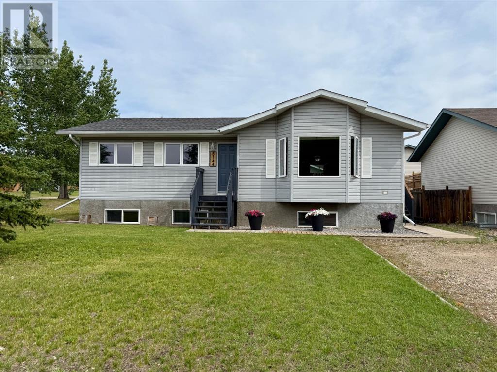 5144 56 Avenue Property Photo 1