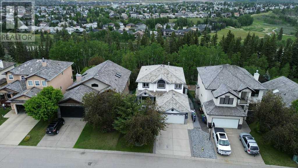 52 Bow Ridge Crescent Property Photo 1