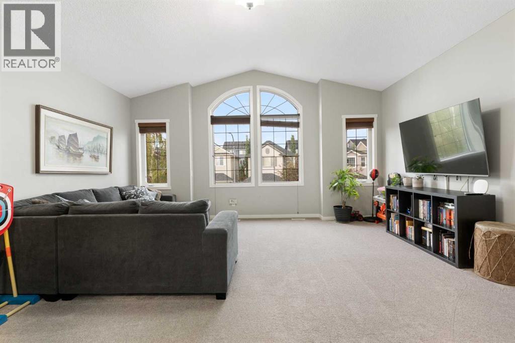 117 Tuscany Ridge Mews Property Photo 16