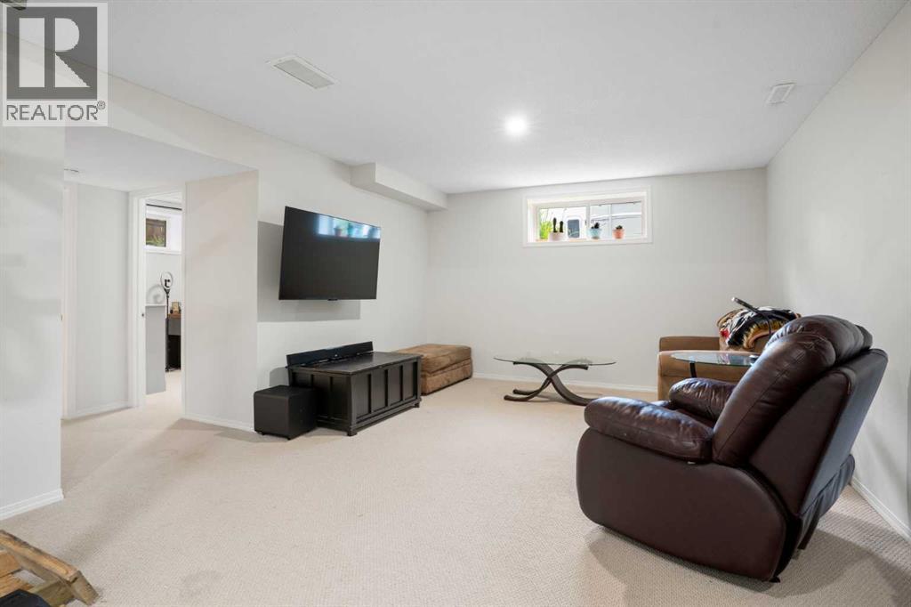 117 Tuscany Ridge Mews Property Photo 27