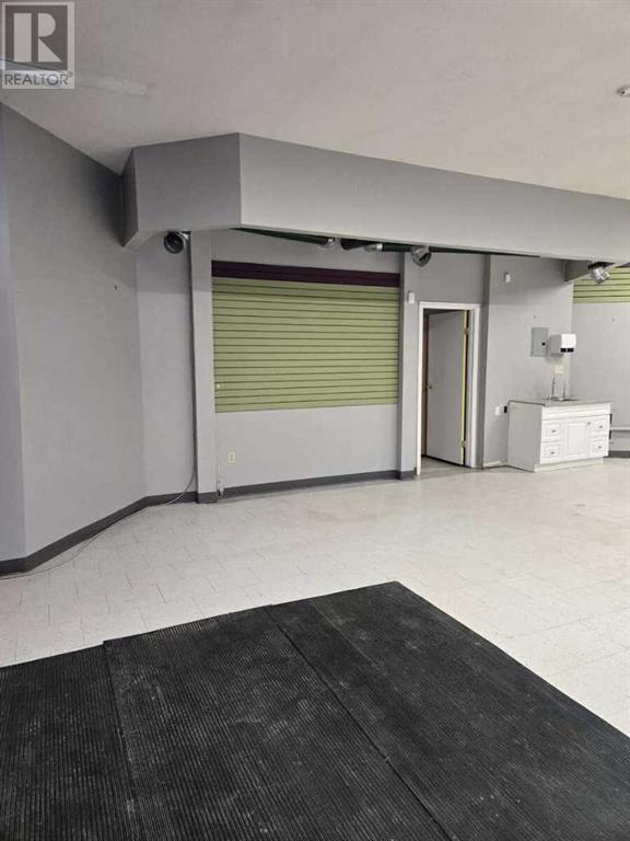 9934 100 Avenue Property Photo 22