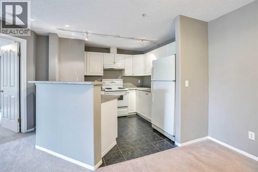 4218, 4000 Somervale Court Sw Property Photo 5