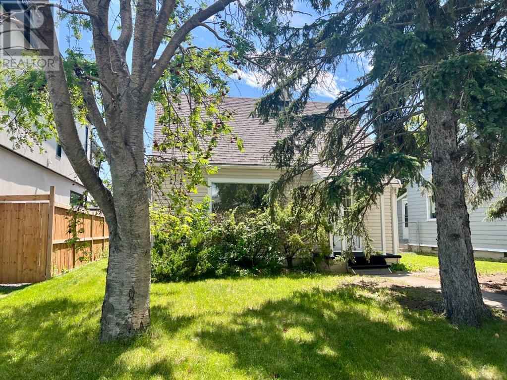 1405 19 Avenue Nw Property Photo 1