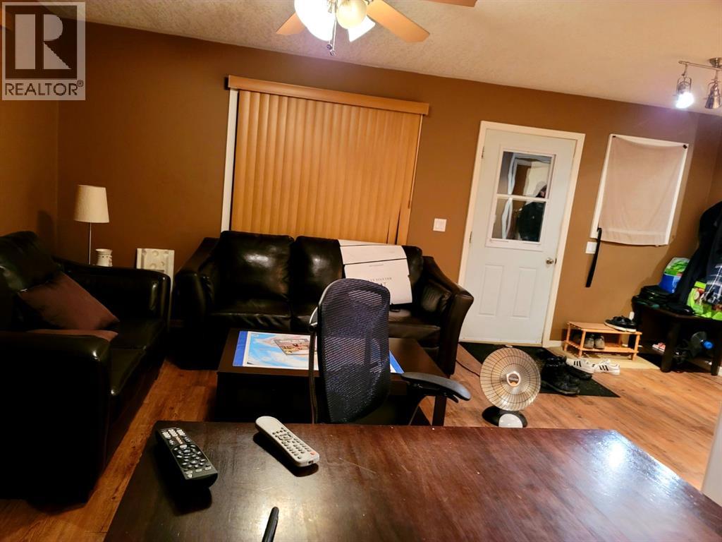 124 Singer Drive Property Photo 9