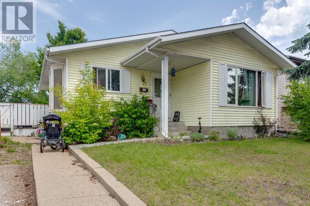 77 Eastman Crescent Property Photo 1