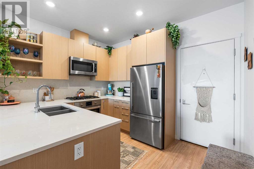 619, 88 9 Street Ne Property Photo 1