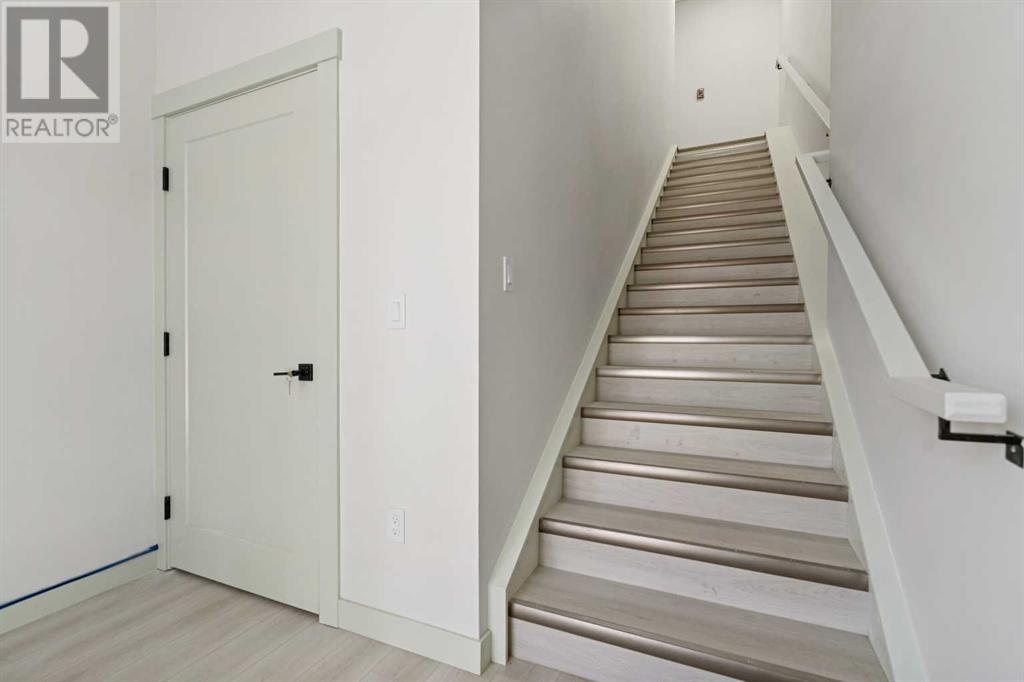 1227 38 Avenue Ne Property Photo 3