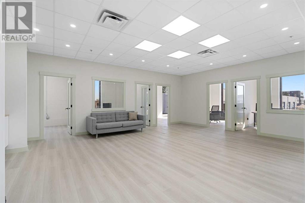 1227 38 Avenue Ne Property Photo 5