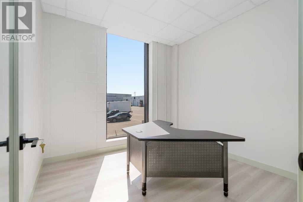 1227 38 Avenue Ne Property Photo 13