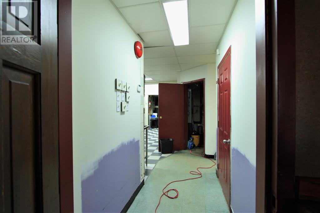130, 4410 52 Avenue Property Photo 18