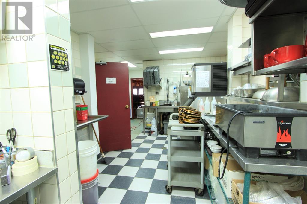 130, 4410 52 Avenue Property Photo 23
