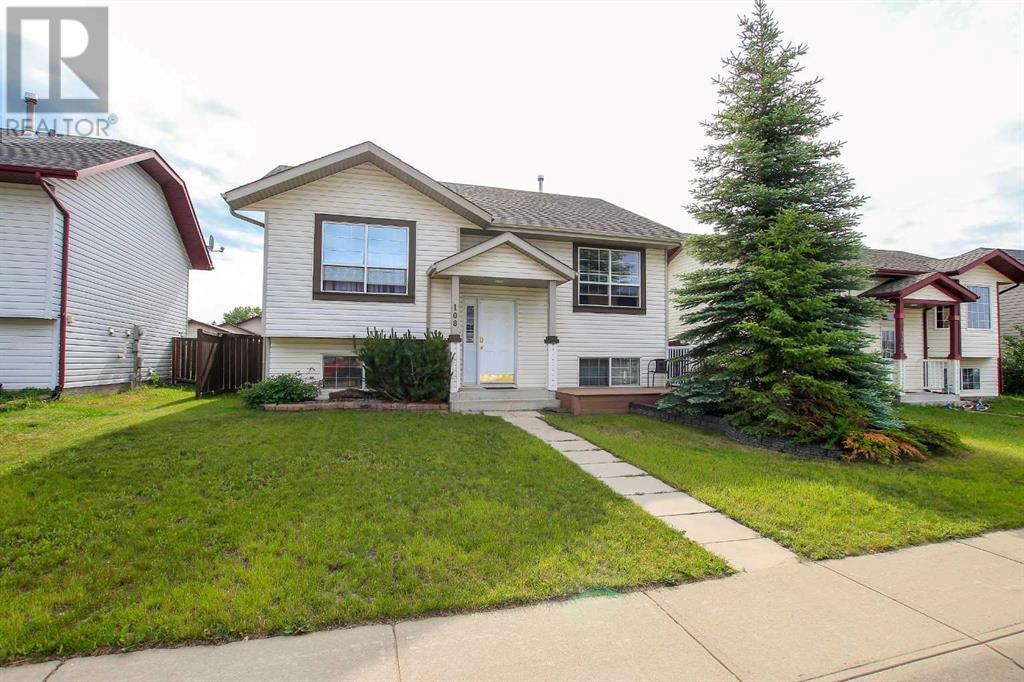 108 Briarwood Crescent Property Photo 1