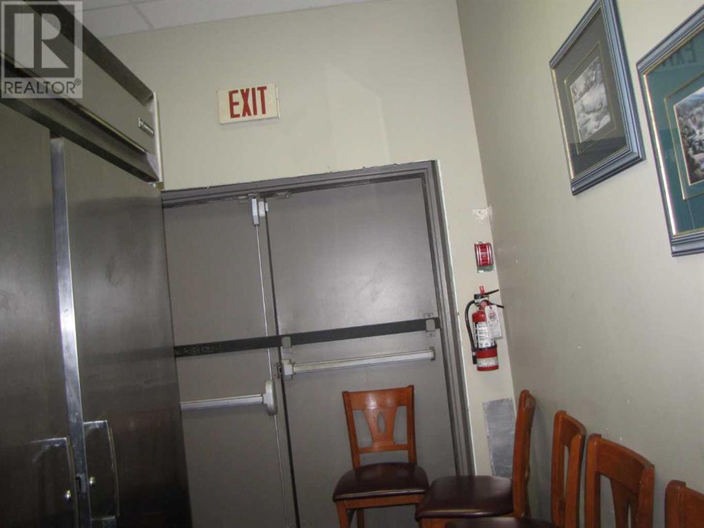 118, 4804 50 Street Property Photo 21