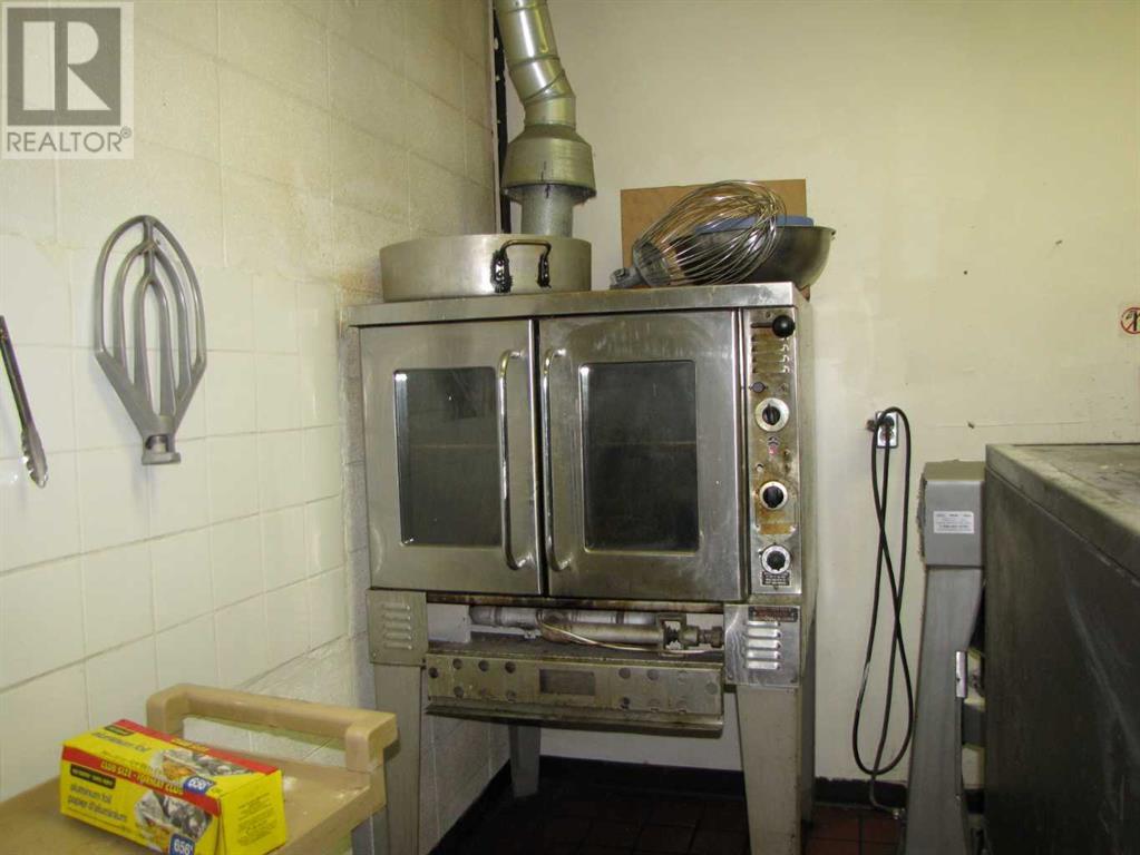 118, 4804 50 Street Property Photo 32