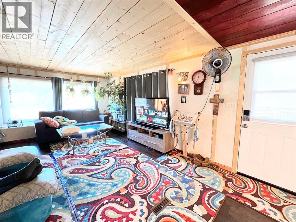 660022 Range Road 225.5 Property Photo 7