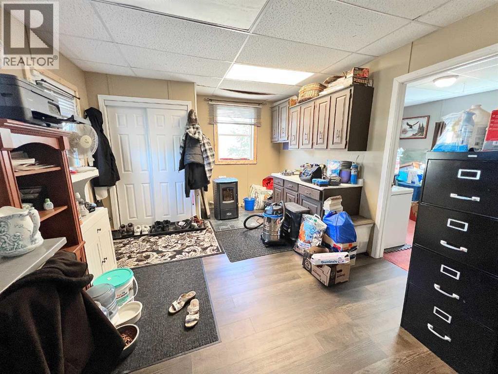 660022 Range Road 225.5 Property Photo 8